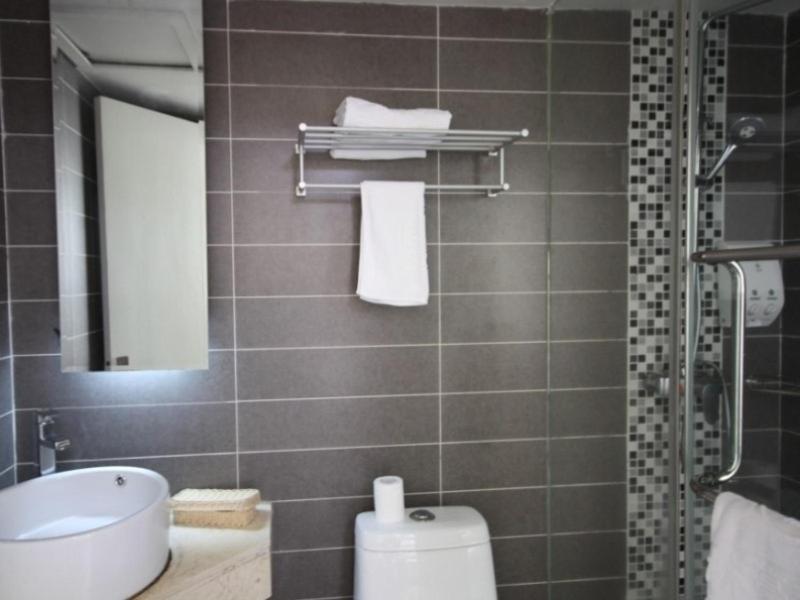 Greentree Inn Zhejiang Ningbo East Baizhuang Rd. Express Hotel Bagian luar foto