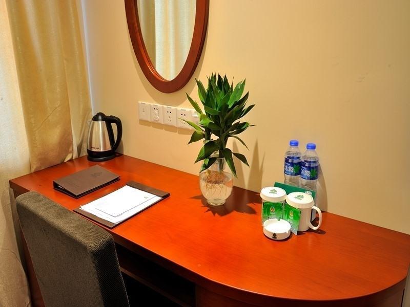 Greentree Inn Zhejiang Ningbo East Baizhuang Rd. Express Hotel Bagian luar foto