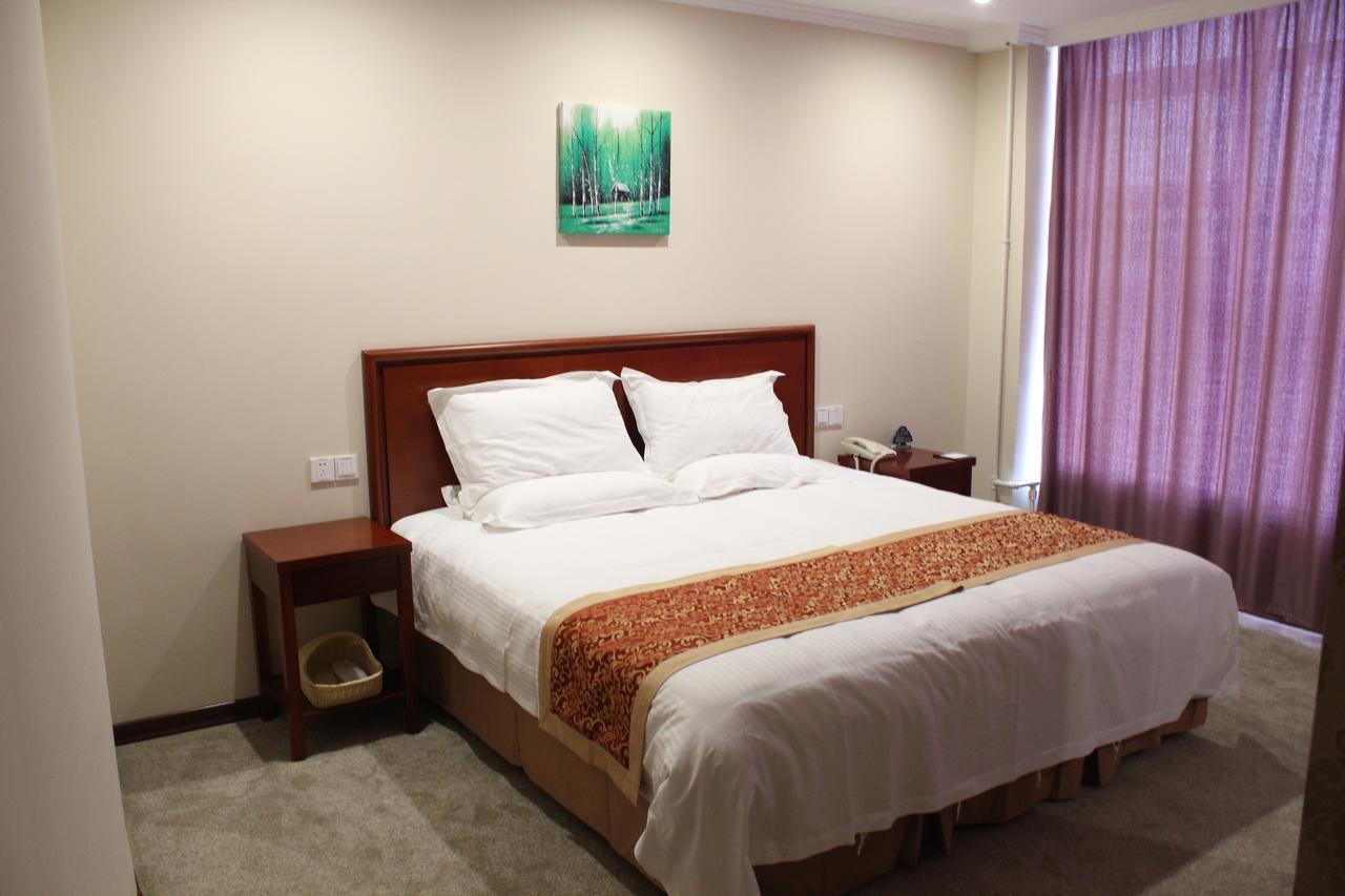 Greentree Inn Zhejiang Ningbo East Baizhuang Rd. Express Hotel Bagian luar foto