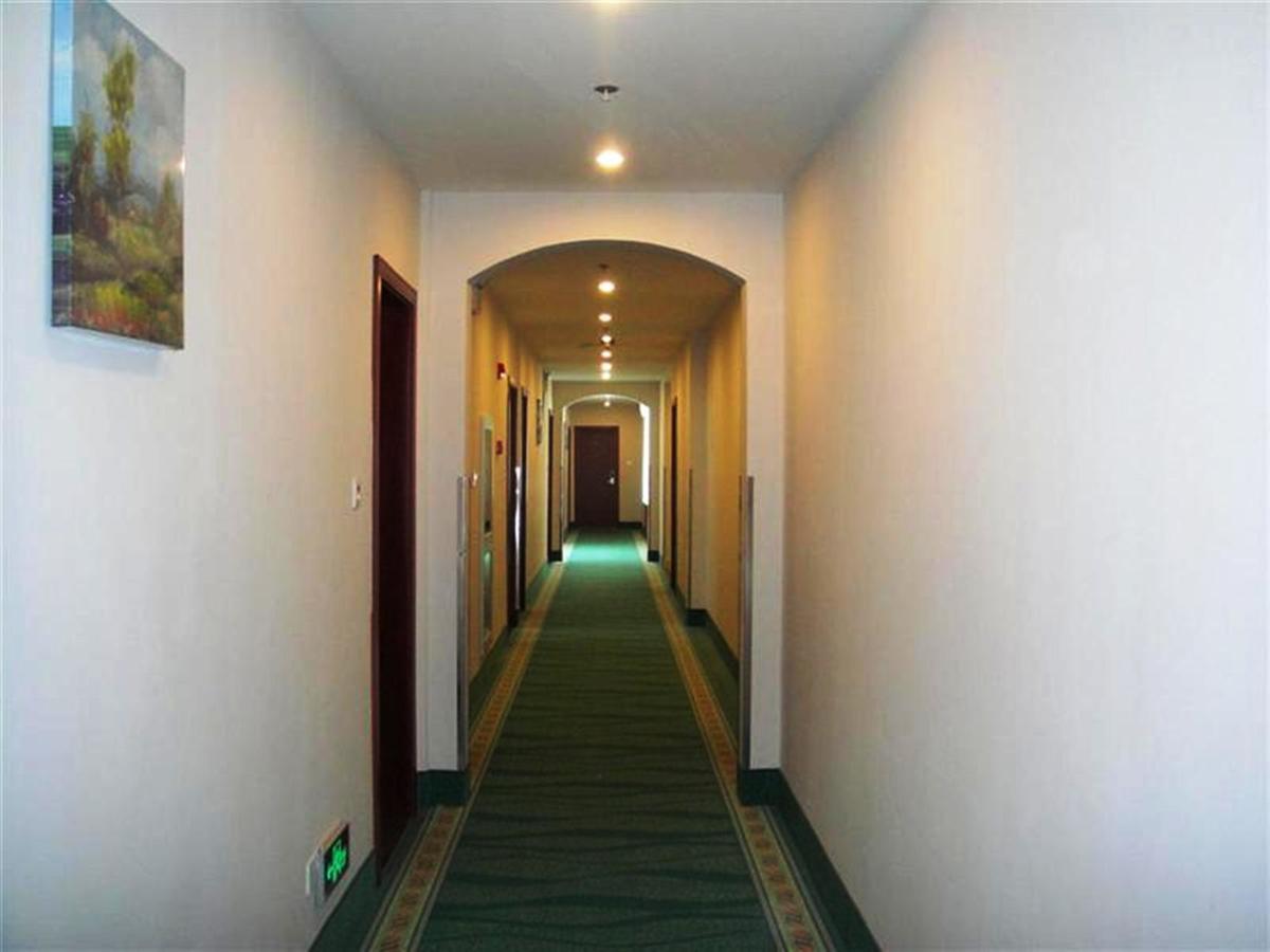 Greentree Inn Zhejiang Ningbo East Baizhuang Rd. Express Hotel Bagian luar foto