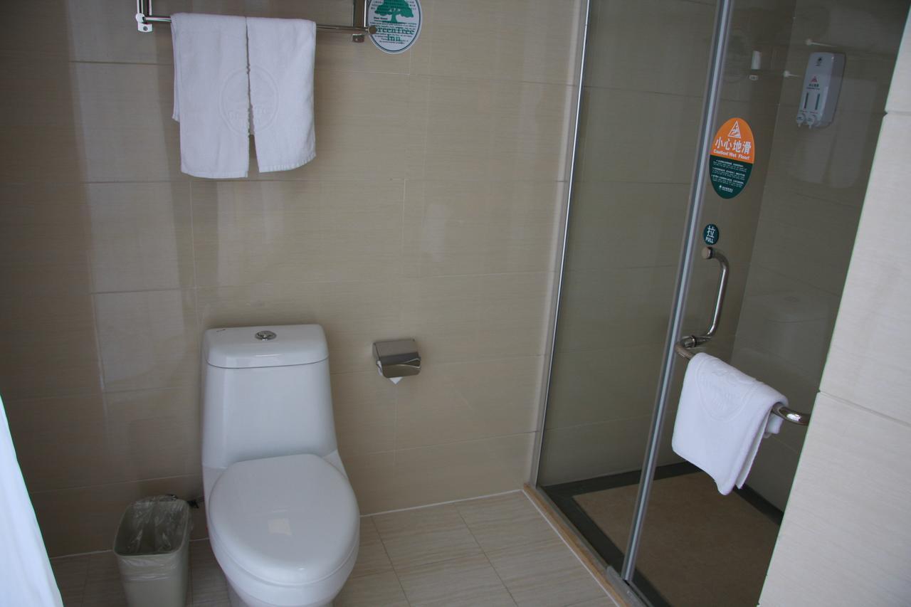 Greentree Inn Zhejiang Ningbo East Baizhuang Rd. Express Hotel Bagian luar foto