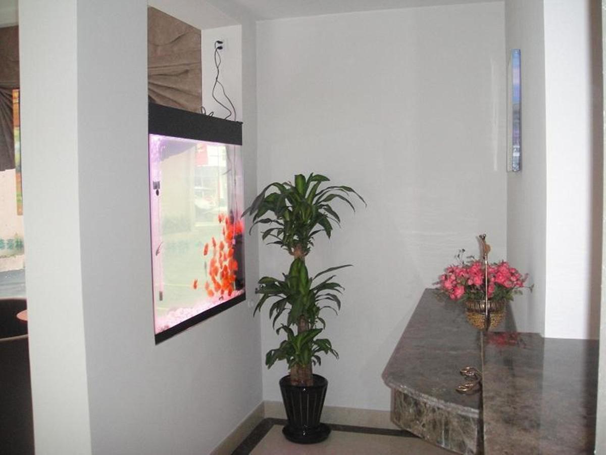 Greentree Inn Zhejiang Ningbo East Baizhuang Rd. Express Hotel Bagian luar foto