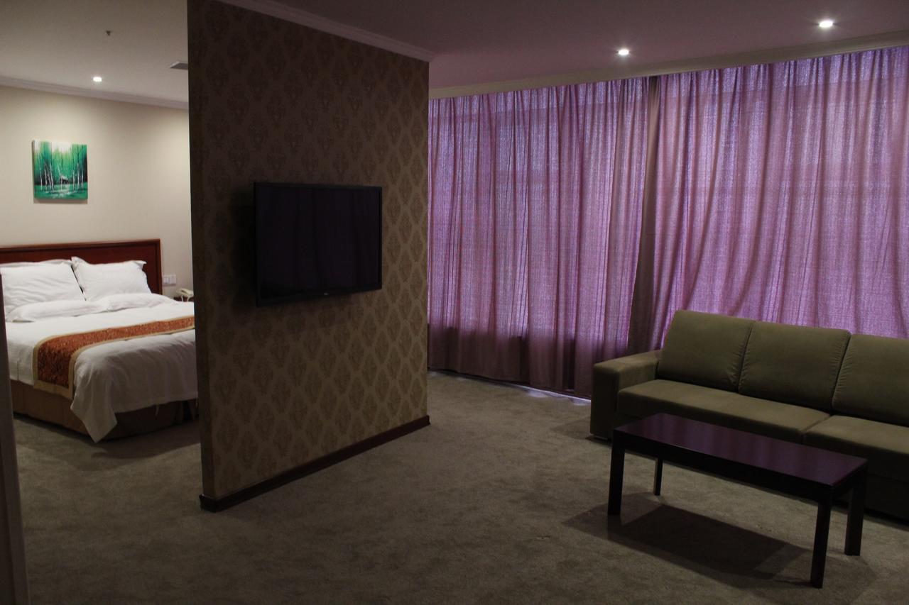 Greentree Inn Zhejiang Ningbo East Baizhuang Rd. Express Hotel Bagian luar foto