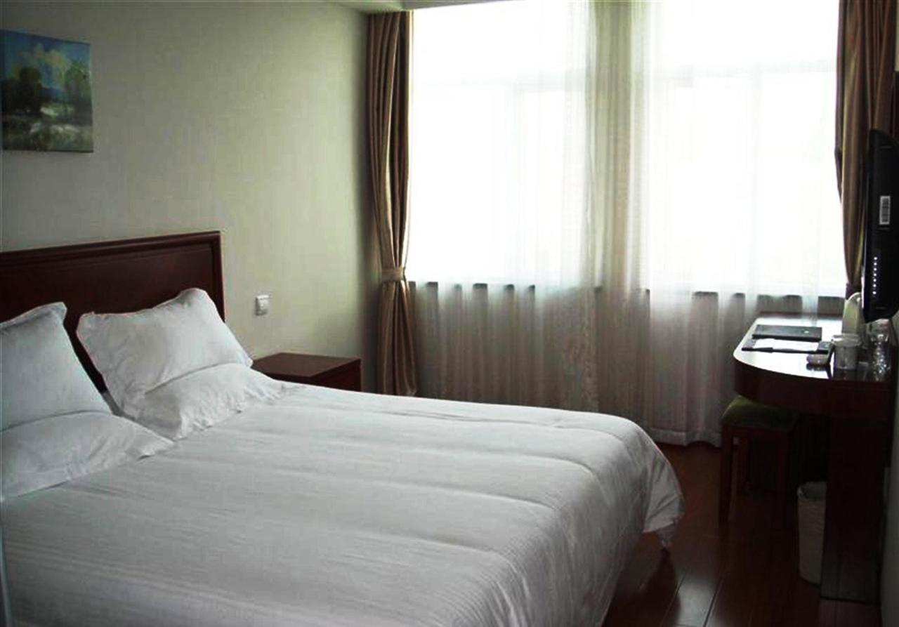Greentree Inn Zhejiang Ningbo East Baizhuang Rd. Express Hotel Bagian luar foto